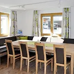 Schoenblick By Interhome Nyaraló Kappl